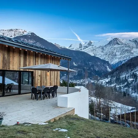 Chamonix Valley, Sleeps 12, Pool, Gym, Spa, Sauna Servoz