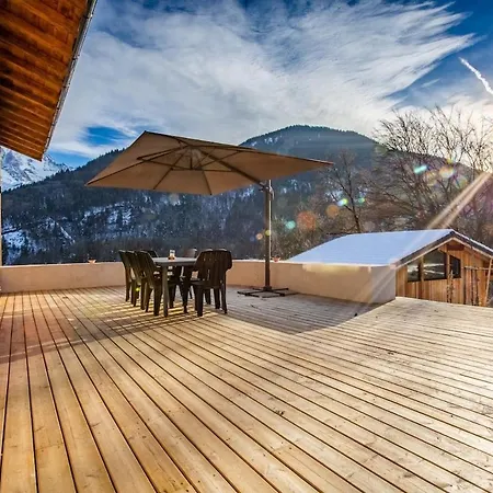 Chamonix Valley, Sleeps 12, Pool, Gym, Spa, Sauna Domek alpejski *