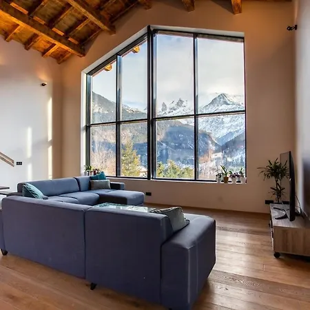 Chamonix Valley, Sleeps 12, Pool, Gym, Spa, Sauna Domek alpejski *